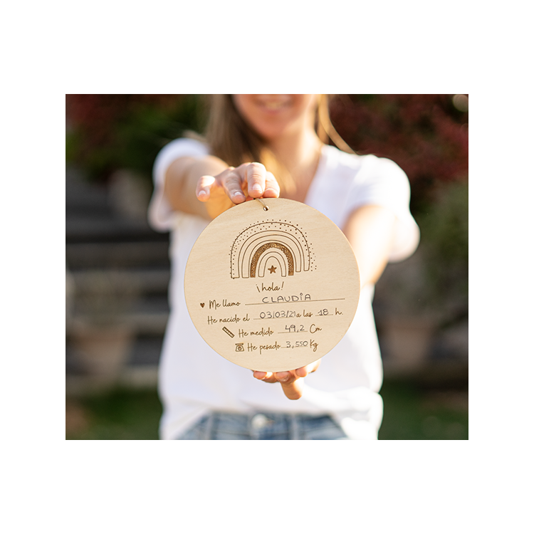 Círculo de madera nacimiento bebé