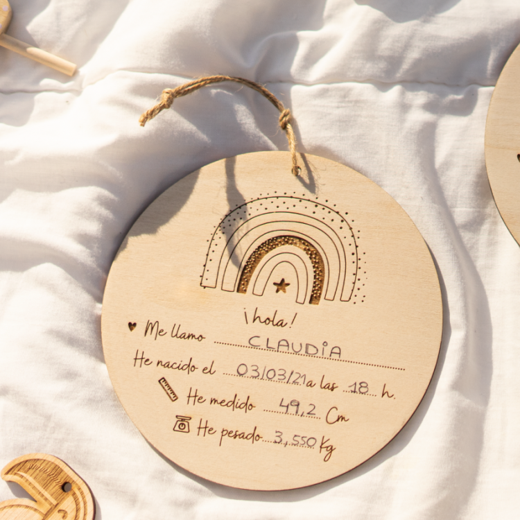 Círculo de madera nacimiento bebé