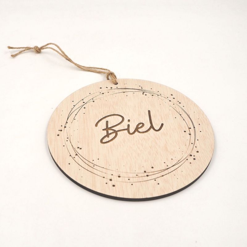 Círculo de madera nombre bebé