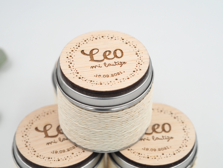 Velas con imán de madera para regalar en el bautizo de vuestr@ peque